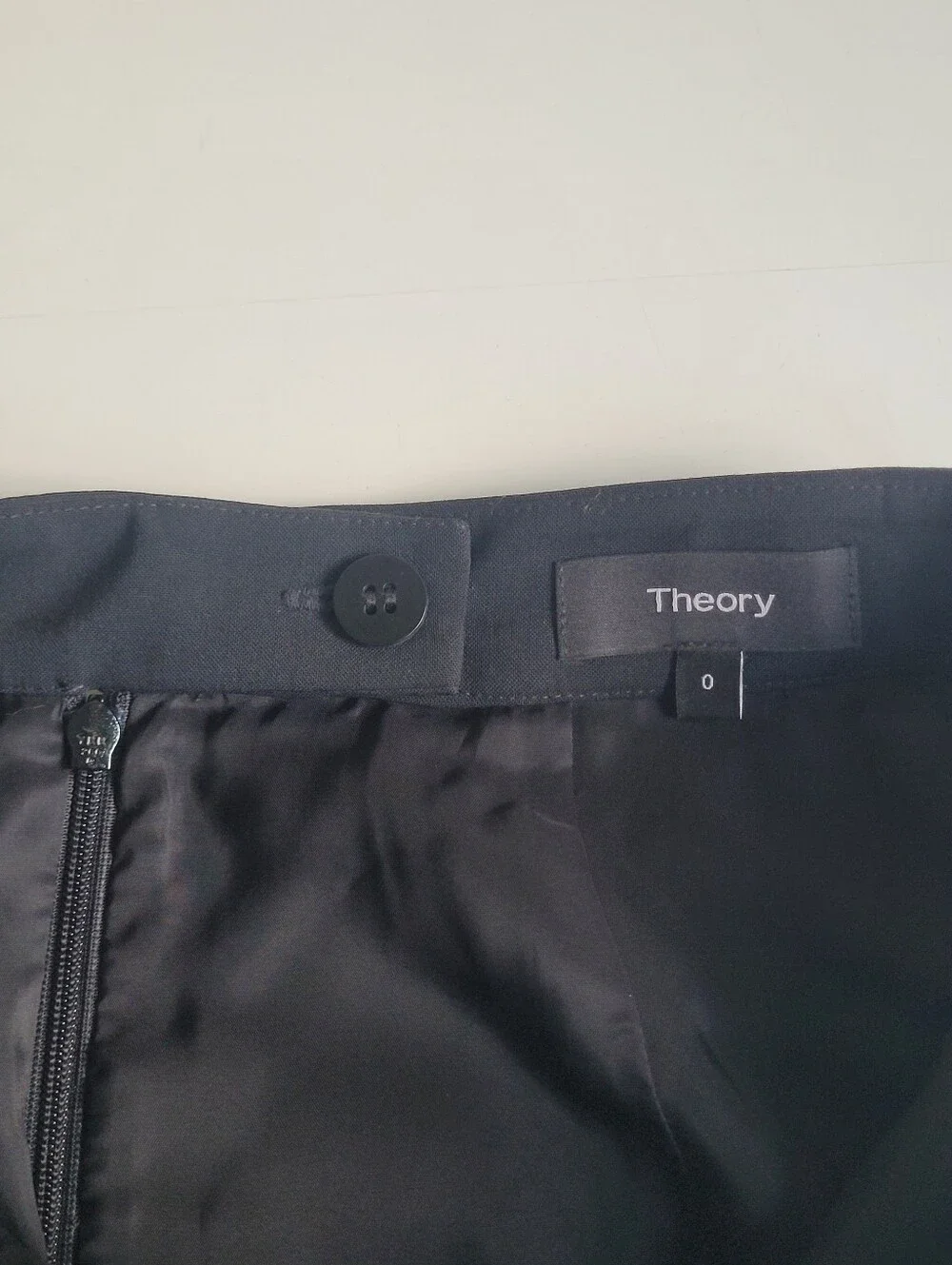 Theory 2-piece Suit Blazer 2 & Skirt 0 Black Womens